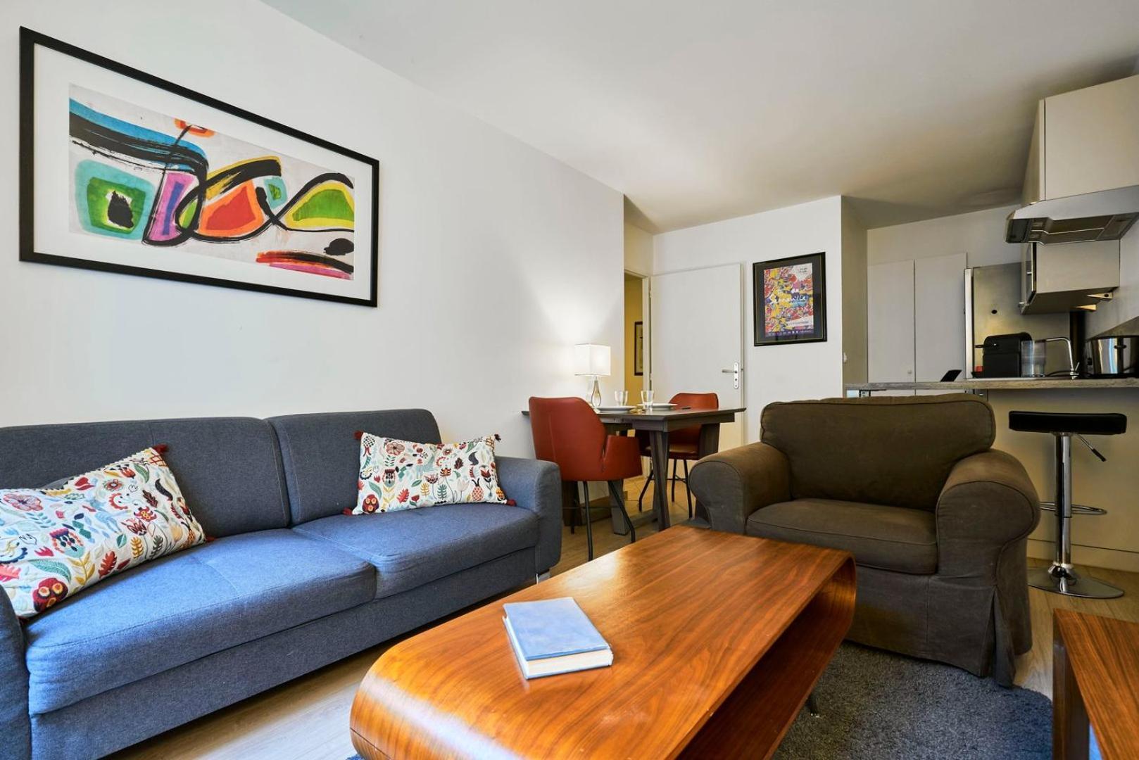 Centre - Superb Bright Parking Appartement *